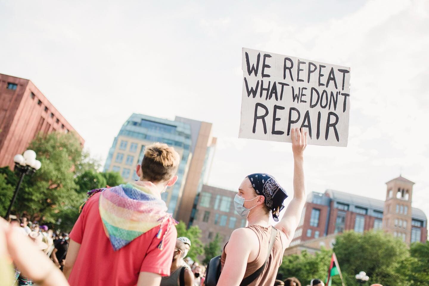 All throughout the month of June there are social media campaigns, rainbow logos, even limited-edition merch &ndash; but how can the marketing and advertising industry commit to LGBTQ+ representation 365 days a year? 
Join Ad Age 𝐭𝐨𝐦𝐨𝐫𝐫𝐨𝐰, ?